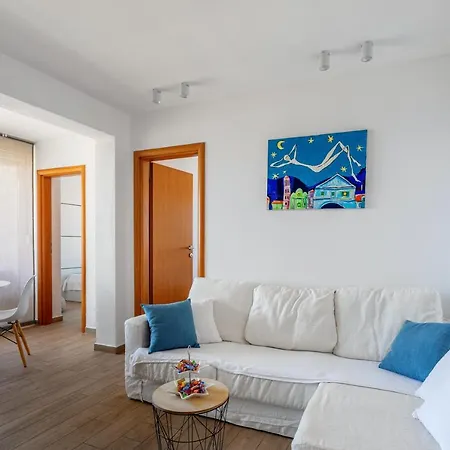 Deluxe Primi Apartment *