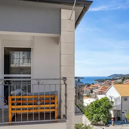 Deluxe Primi Apartment Hvar Town