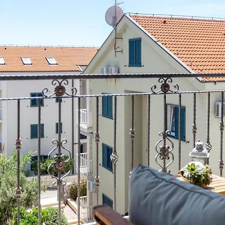 Apartment Deluxe Primi