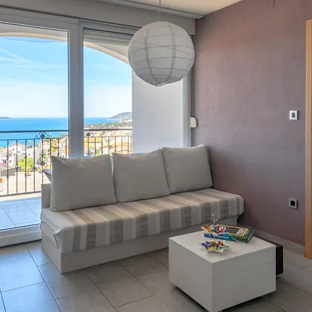 Deluxe Primi Apartment