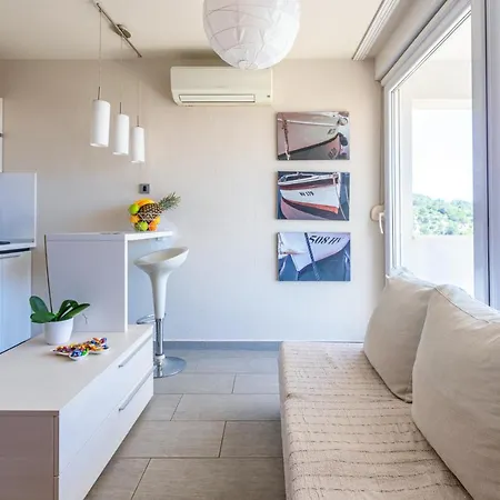 Deluxe Primi Apartment Hvar Town